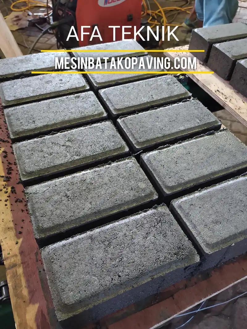 hasil-cetak-paving-block-keluar-12.webp